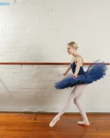 Abby Winters - 24-d_vanessa026